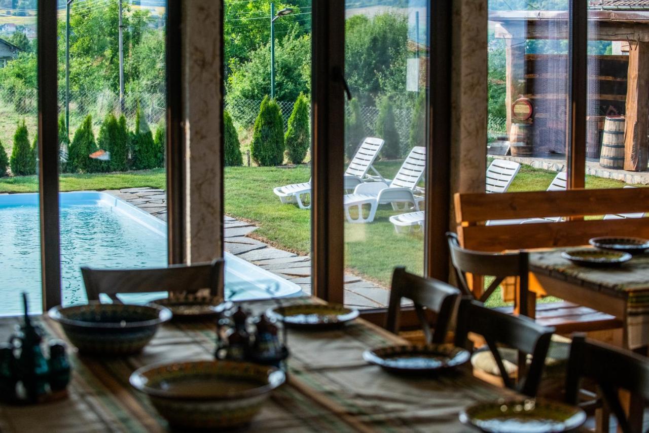 Етно Комплекс "Поп Грую Бански" Banya  Экстерьер фото